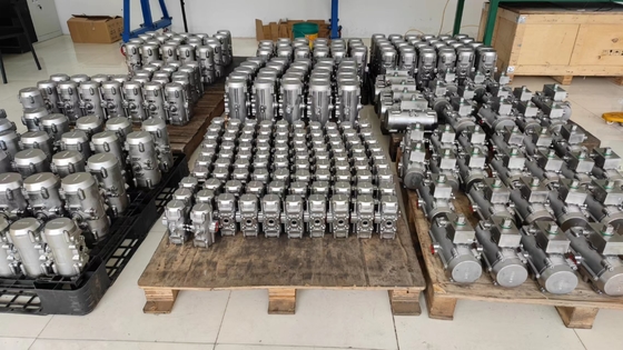Pneumatische actuator van pijpleidingskleppen Dubbelwerkende Marine Control Mode Pinion Actuator Gemaakt van 316SS 304SS materiaal