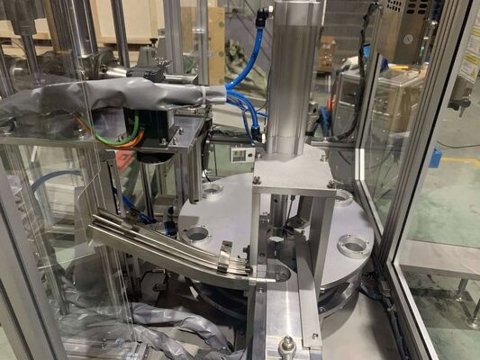 Volledig automatische horizontale vulmachine met multi-head vulklep, pneumatisch opheffen en PLC-besturing voor glazen lijm, siliconen lijm en afdichting lijm